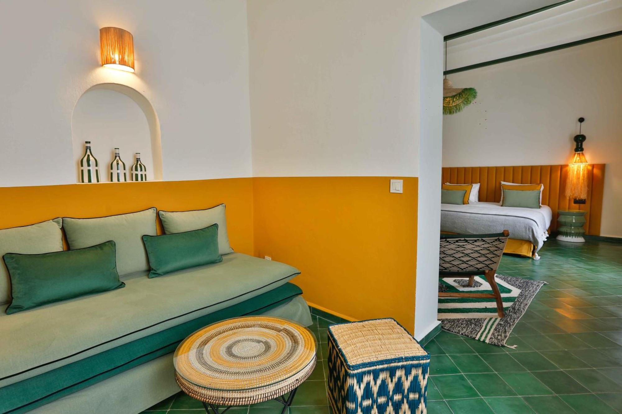 Le Palazzo Hotel *